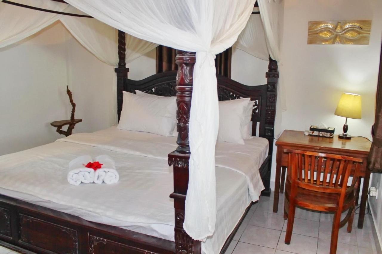 White Creative Villa Campuhan Ubud  Exterior photo